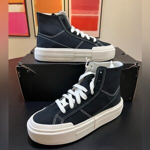 Converse Cruise Hi